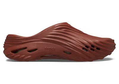 Pre-owned Crocs Men's  Echo Wave Clog Sneakers In Rust In Brown