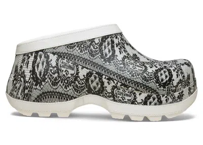Pre-owned Crocs Men's  Hydra Clog Jean Paul Gaultier Fishnet Sneakers In Chalk In Gray