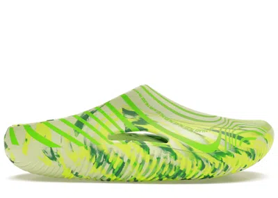 Pre-owned Crocs Men's  Mellow Recovery Clog Palace Sneakers In Celery In Green