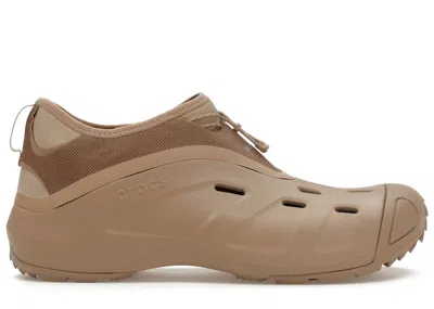 Pre-owned Crocs Men's  Quick Trail Low Satisfy Sneakers In Tumbleweed