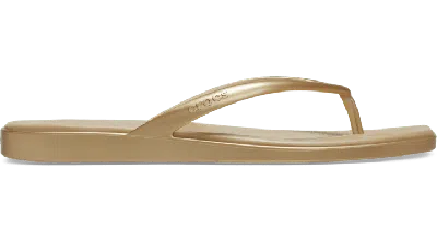 Crocs Miami Metallic Flip In Gold