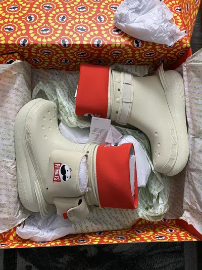 Pre-owned Crocs Pringles X  Classic Crush Boot In White