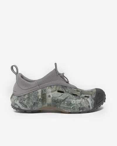 Crocs Quick Trail In Beige