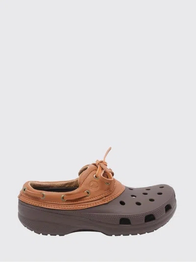 Crocs サンダル  メンズ カラー ブラウン In Brown