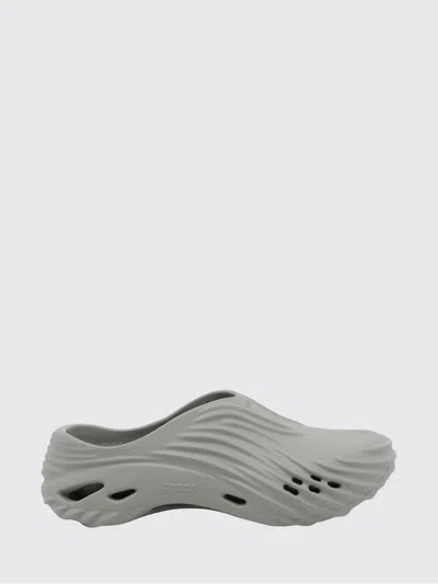 Crocs サンダル  メンズ カラー グレー In Gray
