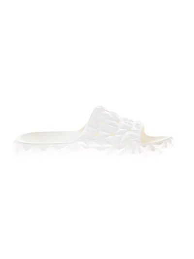 Pre-owned Crocs Sandals In White