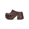 Crocs Siren Clog In Mocha