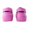 Crocs Stomp Slipper In Pink