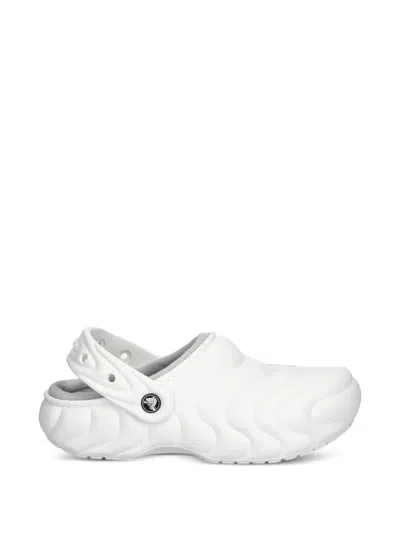 Crocs Textured Design Slides In White