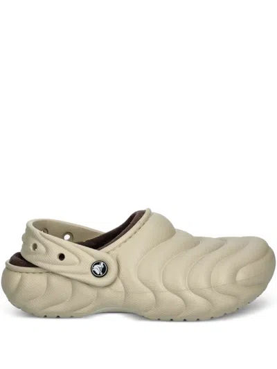 Crocs Textured Detail Slippers In Gray