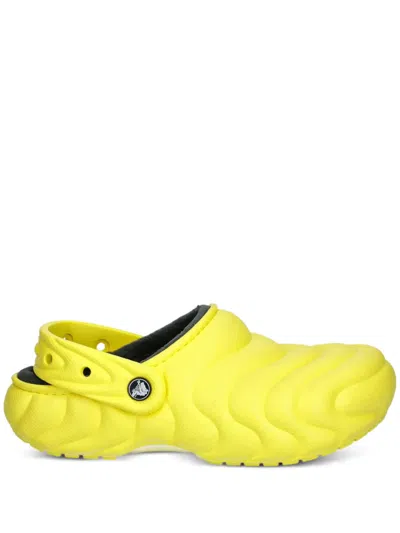 Crocs Textured Slippers In Yellow