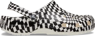 Crocs Warped Checker Clog In White/black