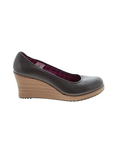 Pre-owned Crocs Wedges In Gray