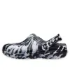 Crocs (wmns)  Classic Lined Clog Outdoor Sandals 'marbled White Black'