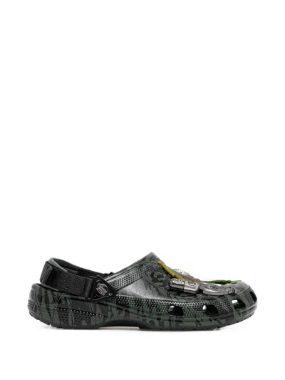 Crocs X Aries Arise Classic Camo-print Jibbitz™-embellished Clogs In Green