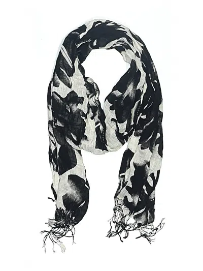 Pre-owned Croft & Barrow Scarf In White