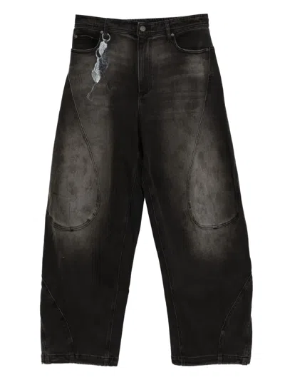 Croquis Curved Knife Jeans In Black