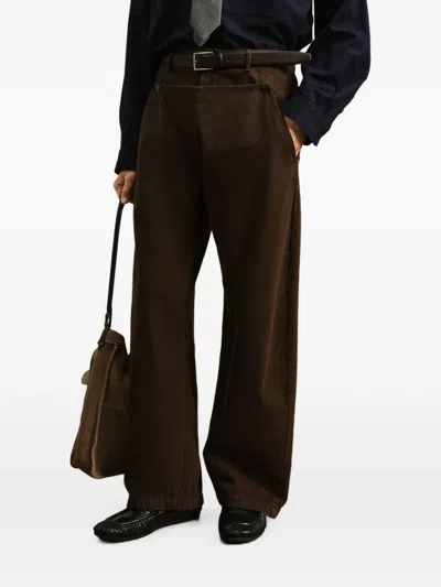 Croquis Curved-leg Jeans In Black