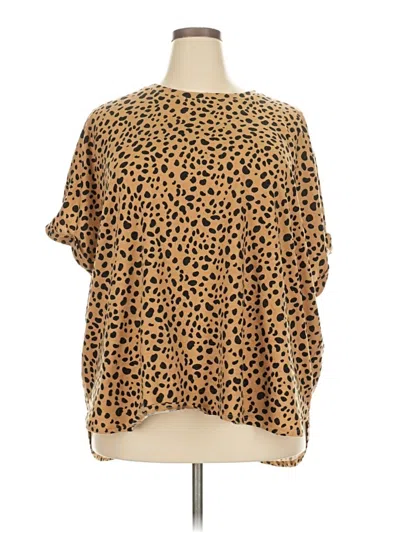 Pre-owned Crown & Ivy 3/4 Sleeve T-shirt In Brown