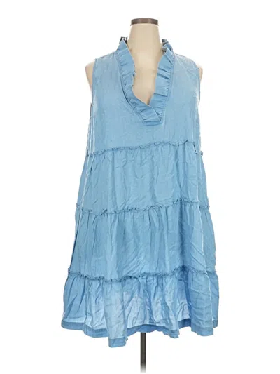 Pre-owned Crown & Ivy Casual Dress In Blue