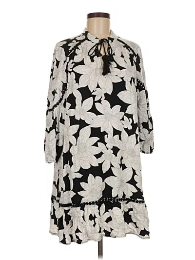 Pre-owned Crown & Ivy Casual Dress In Gray