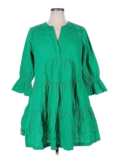Pre-owned Crown & Ivy Casual Dress In Green