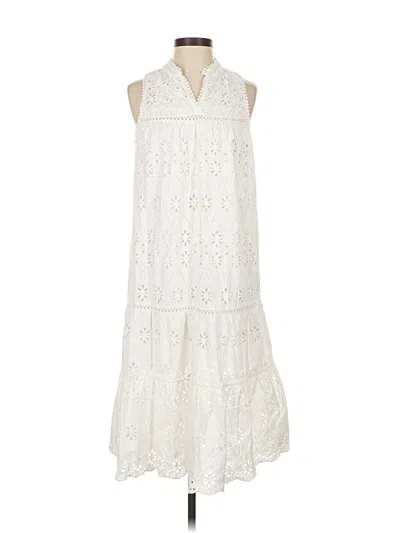 Pre-owned Crown & Ivy Casual Dress In White