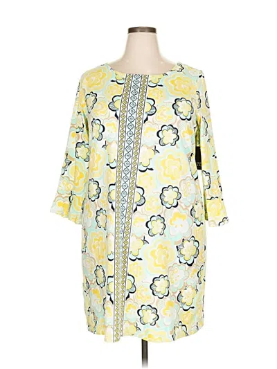 Pre-owned Crown & Ivy Casual Dress In Yellow