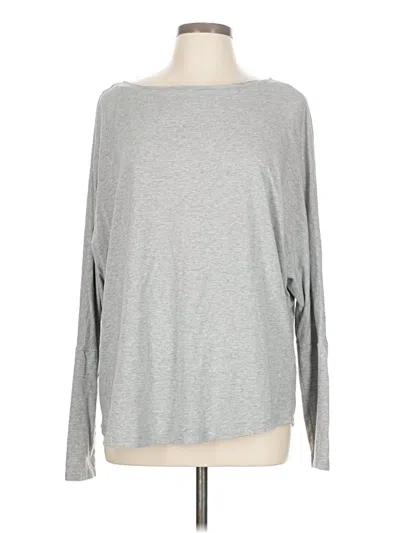 Pre-owned Crown & Ivy Long Sleeve T-shirt In Gray