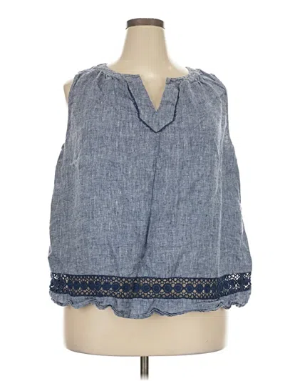Pre-owned Crown & Ivy Sleeveless Blouse In Blue