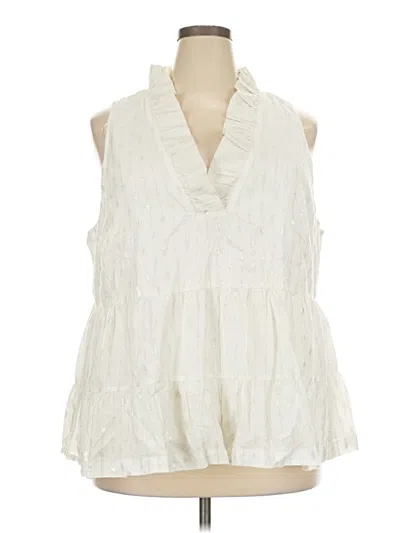 Pre-owned Crown & Ivy Sleeveless Blouse In Ivory