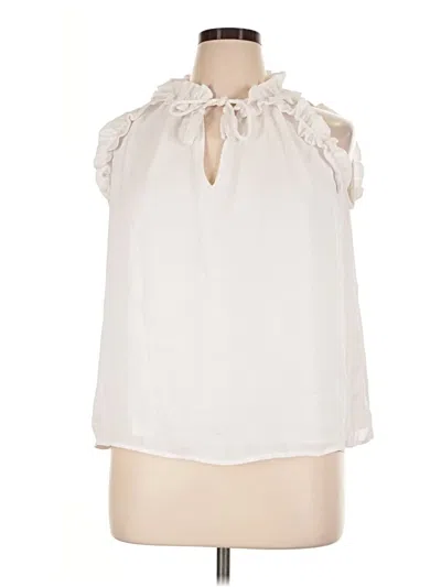 Pre-owned Crown & Ivy Sleeveless Blouse In Ivory