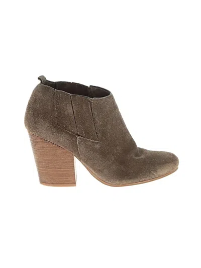 Pre-owned Crown Vintage Ankle Boots In Gray