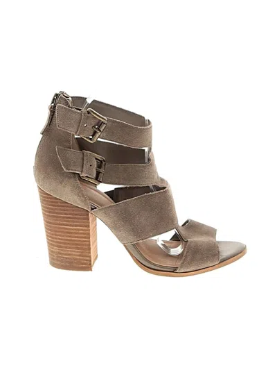 Pre-owned Crown Vintage Sandals In Tan