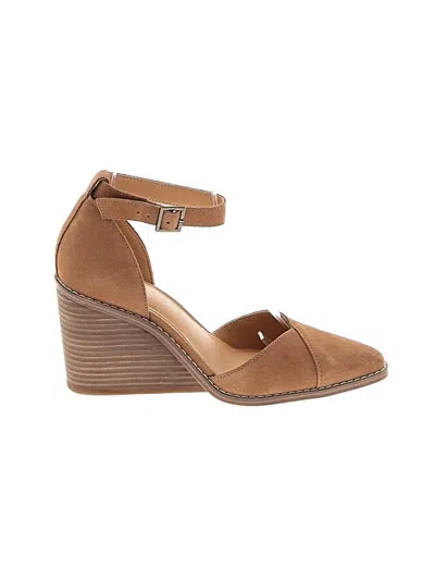 Pre-owned Crown Vintage Wedges In Tan