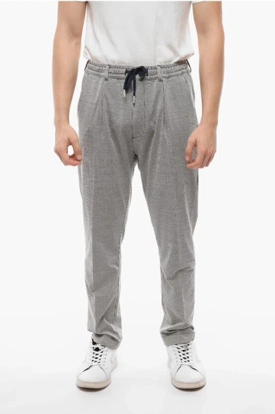 Cruna Awning Striped Carrot Fit Mitte Single Pleat Pants In Gray