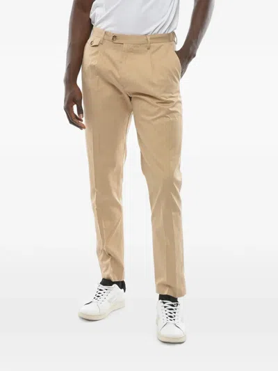 Cruna Belt-loop Trousers In Brown
