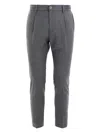 Cruna Pleated-front Trousers In Gray