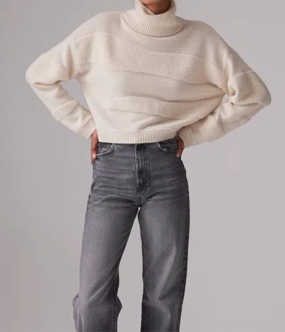 Crush Plushy Stitch Roll Neck Sweater In Cream In White