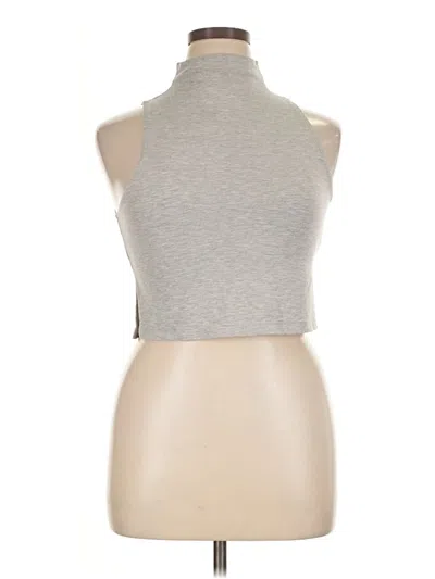 Pre-owned Csb Tank Top Silver Halter Neckline Tops