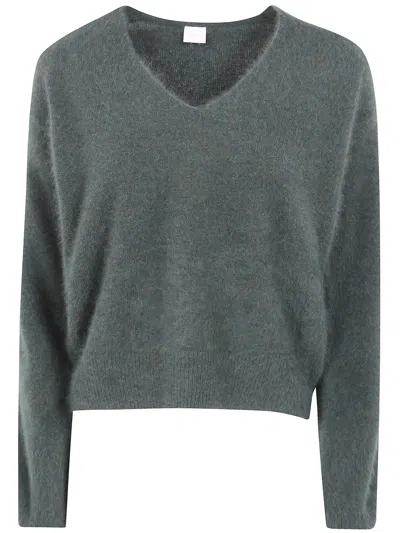 Ct Plage V-neck Sweater In Gray