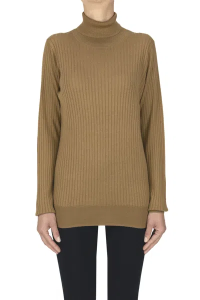 Ct Plage Cashmere And Silk Turtleneck Pullover In Brown