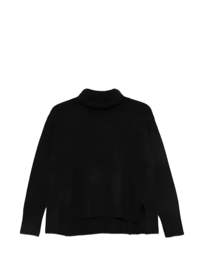 C.t.plage High-neck Side-slit Sweater In Black