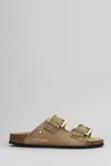 Cubanas Amalia Flats In Taupe Suede