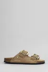 Cubanas Amalia Flats In Taupe Suede