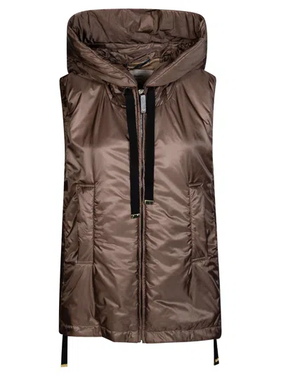 Cube Max Mara Maxi Sleeveless Puffer Vest In Beige