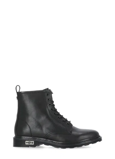 Cult Ankle Boots In Black