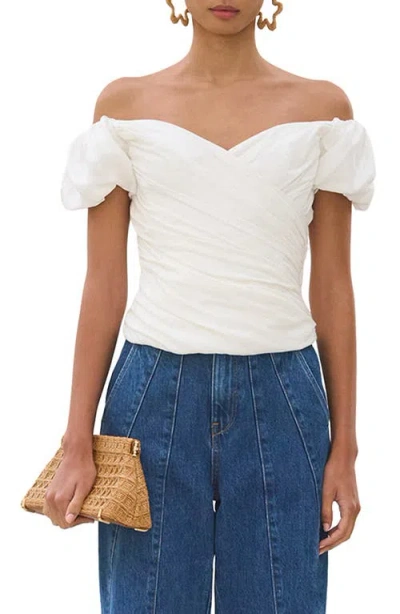 Cult Gaia Helene Ruched Off The Shoulder Linen Blend Top In White