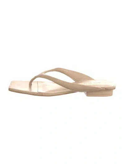 Pre-owned Cult Gaia Leather Flip Flops In Neutrals