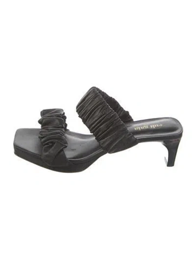 Pre-owned Cult Gaia Leather Slides In Black